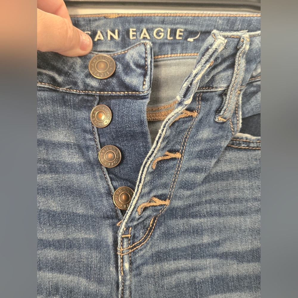 American Eagle Distressed Skinny Jeans Size 8 Button Fly Destroyed Denim - Picture 4 of 13